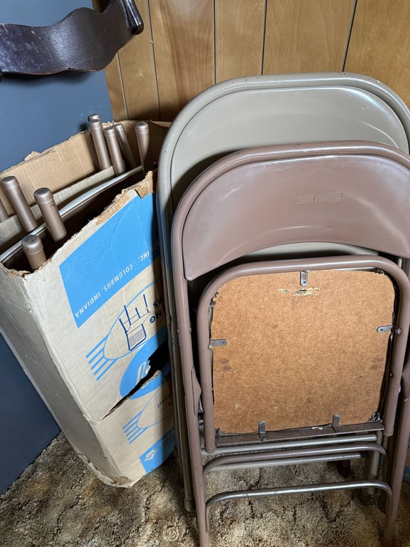 COSCO FOLDING TABLE W/CHAIRS - Image 2