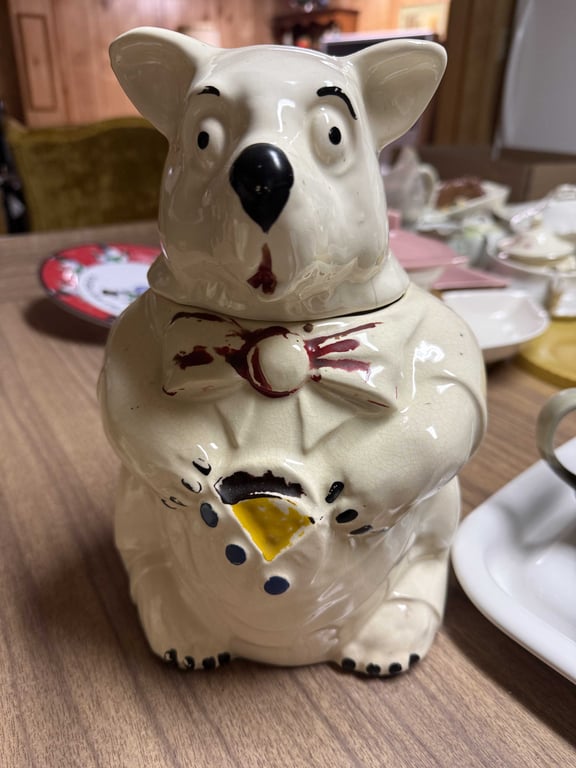 MCCOY BEAR COOKIE JAR (BROKEN)