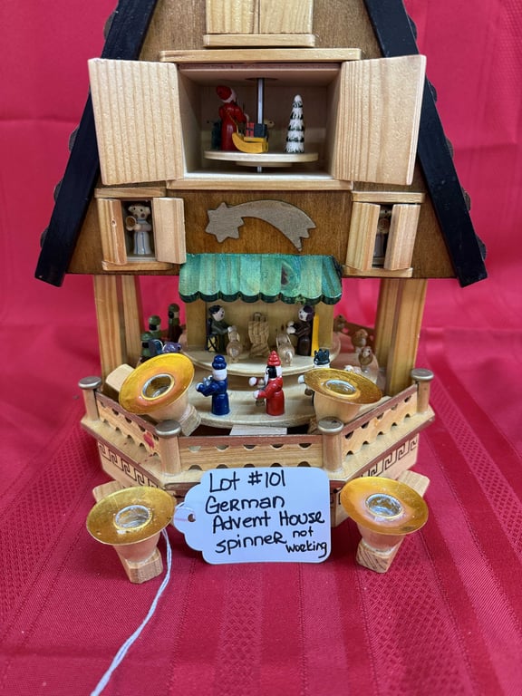 GERMAN ADVENT HOUSE (SPINNER NOT WORKING) - Image 2