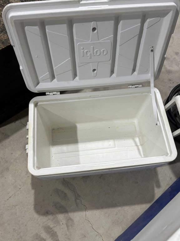 2 coolers  - Image 4