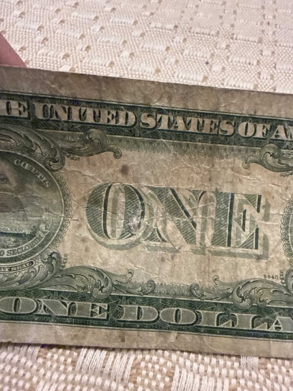1935 E  $1.00 Silver Certificate - Image 3