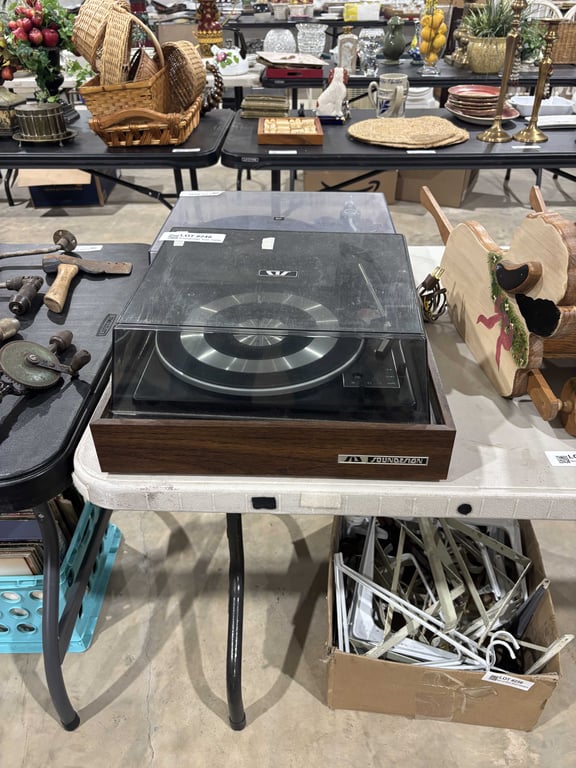 Soundesign Turn Table
