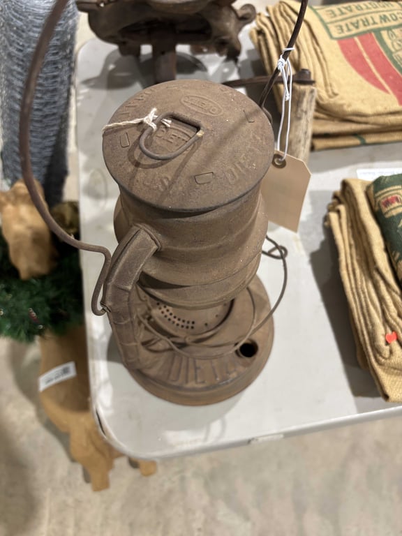 Vintage Dietz No. D-Lite Lantern  - Image 3