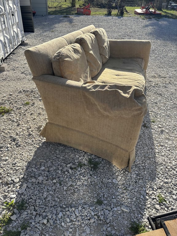 2 Red Cushioned Arm Chairs & 1 Ottoman - Image 15