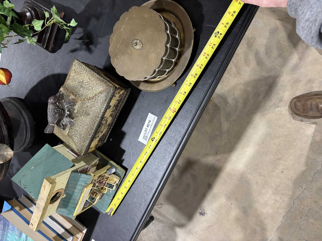 3 Pieces of Misc Decor - Image 9