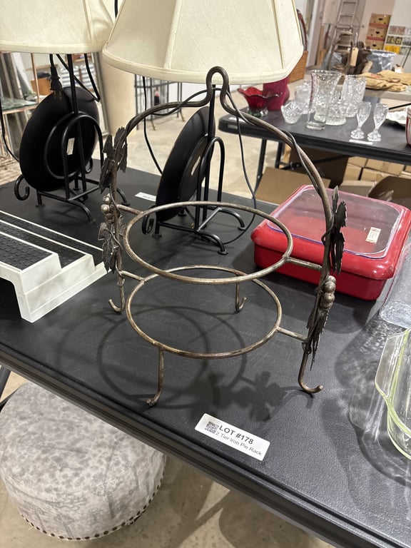 2 Tier Iron Pie Rack