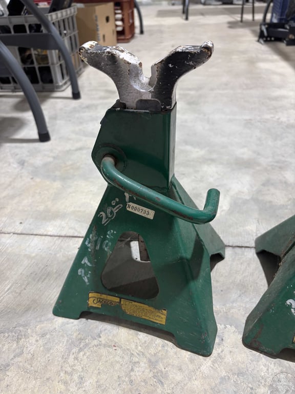Pair of jackstands (green) - Image 2