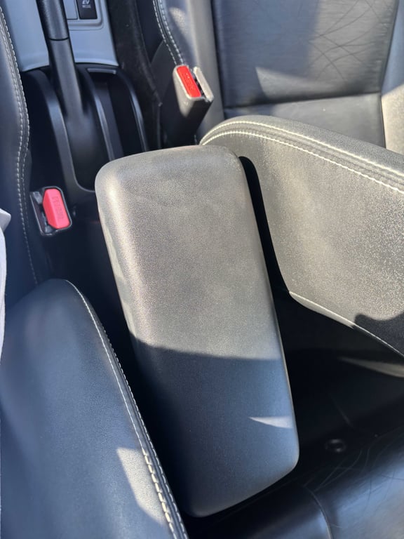 2012 Toyota Prius C - Image 17