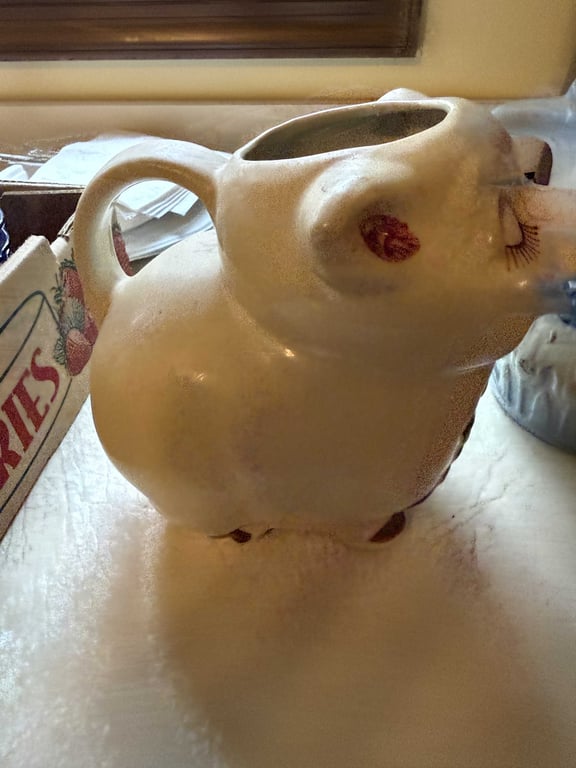 VTG "SMILEY THE. PIG" PTCHER - Image 2