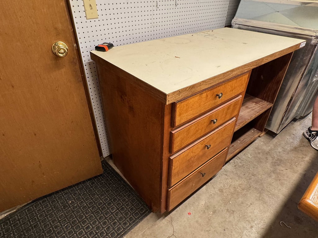 4 drawer 2 shelf work table - Image 2