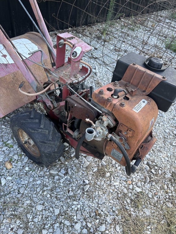Rear tine tiller - Image 2