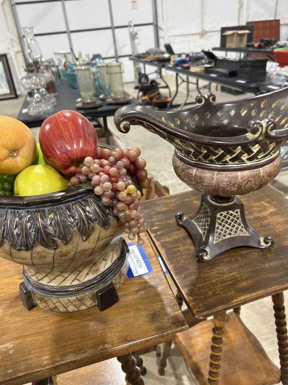 2 pc table decor & fruit decor