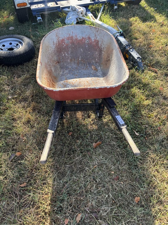 Wheelbarrow - Image 4