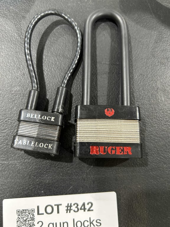 2 gun locks