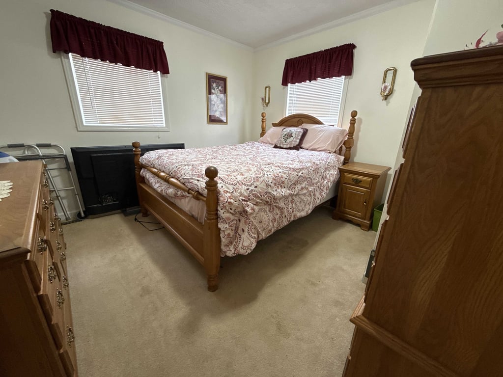 4 Piece Bedroom Suite