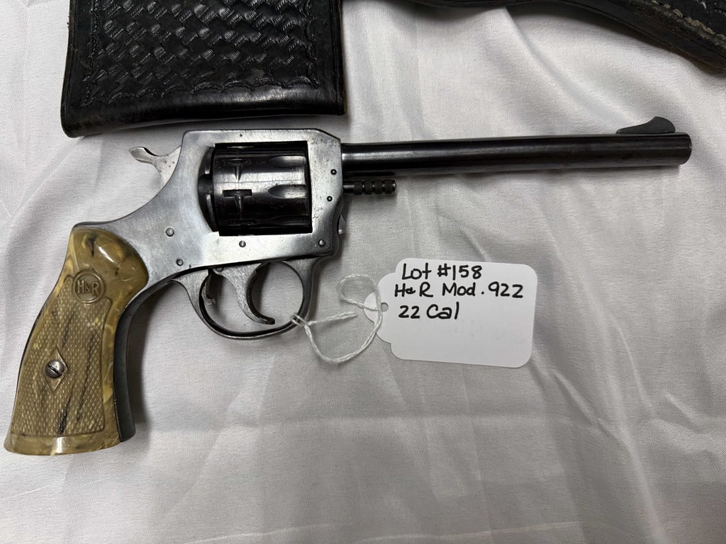 H&R MOD 922 22 CAL - Image 3