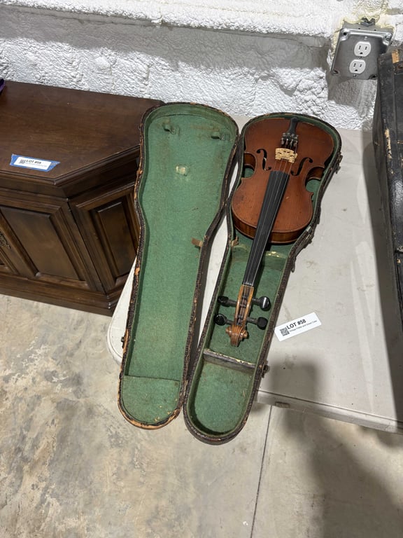Vintage Fiddle and Green Case