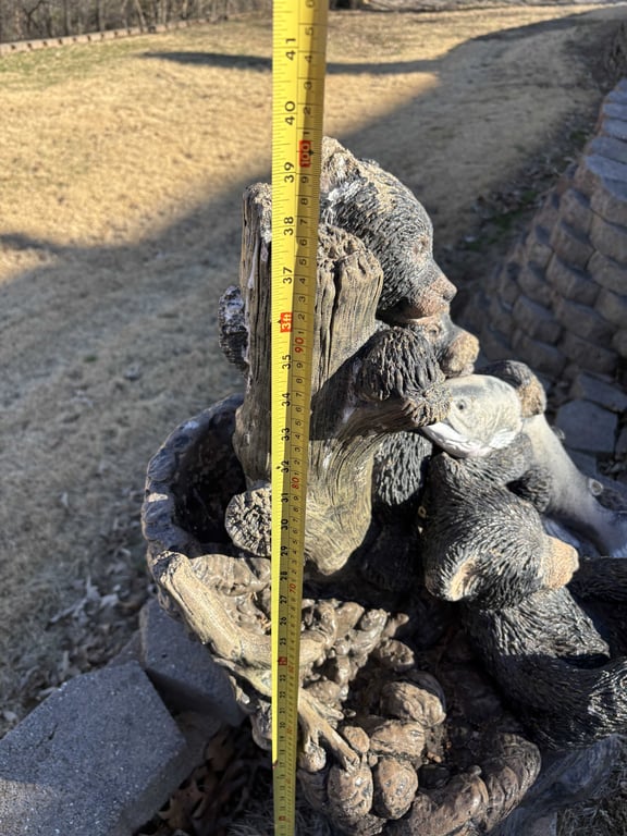 Black Bear Family Yard Decor - Image 4