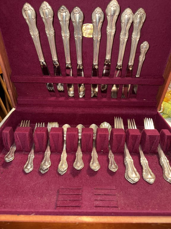 35oz Joan of Arc Sterling Silver Flatware