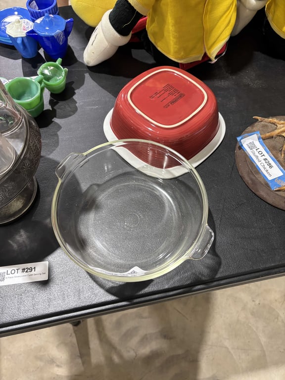 Pyrex and Corningware Baking Dish