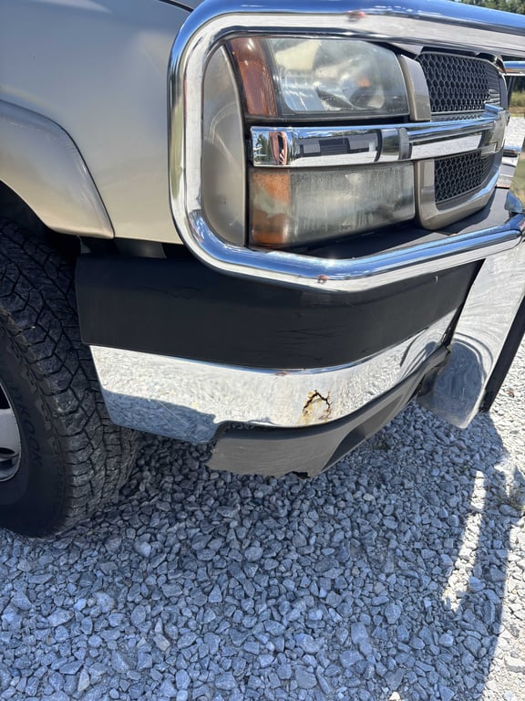 2004 Chevy 3500 4WD - Image 26