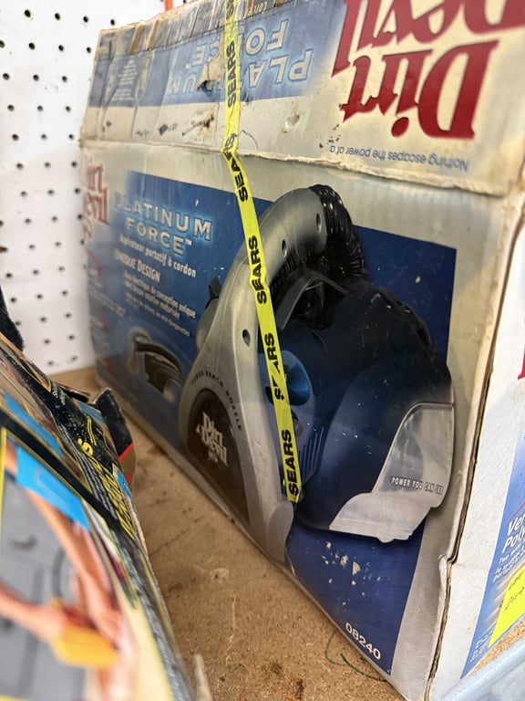 DIRT DEVIL VACUUM (NEW) - Image 2