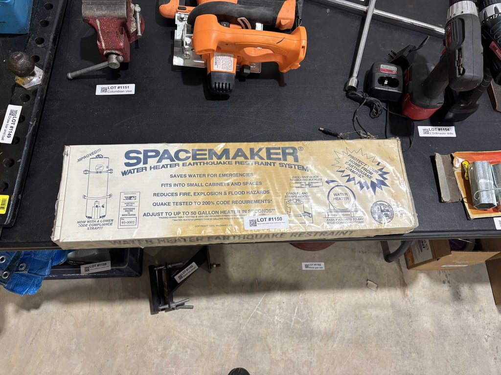 Space maker water heater earthquake restraint system