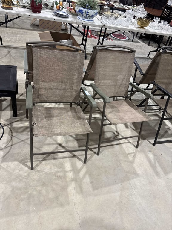 4 Matching Outdoor Chairs