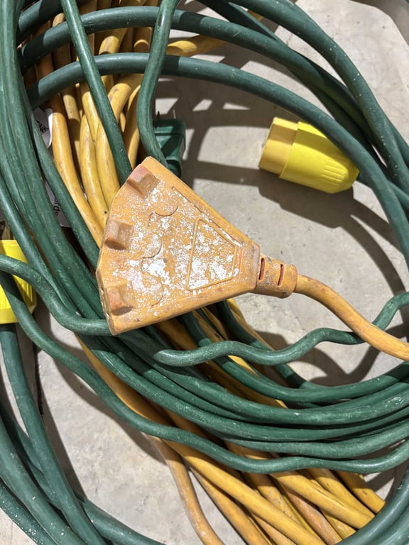 Two Extension Cords - Image 2
