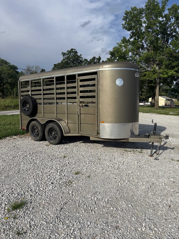 Image for 2023 14' Ozark Stock Trailer