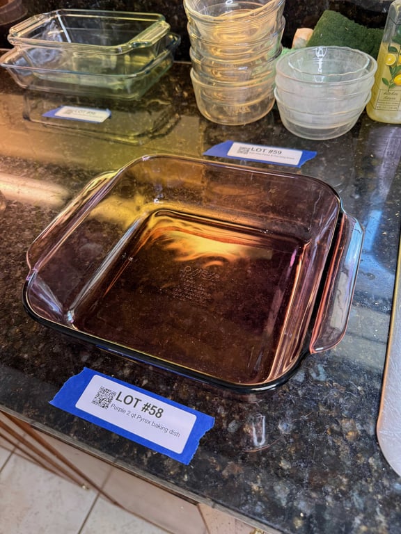 Purple 2 qt Pyrex baking dish - Image 2