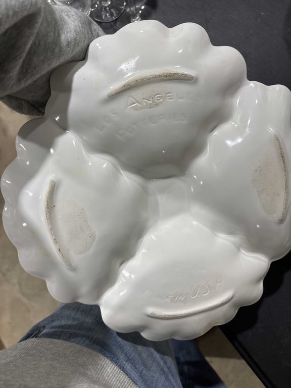 Los Angeles Potteries Chip and Dip Bowl - Image 3