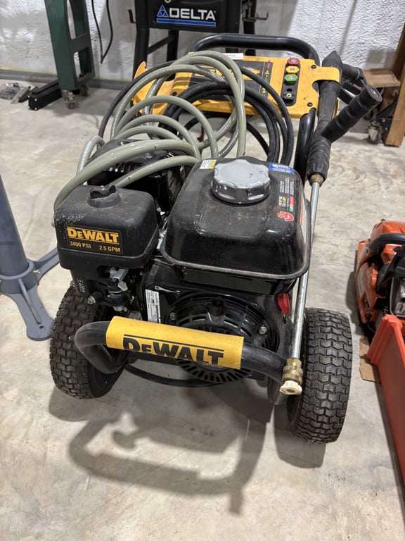 DeWalt 3400 PSI Pressure Washer - Image 4