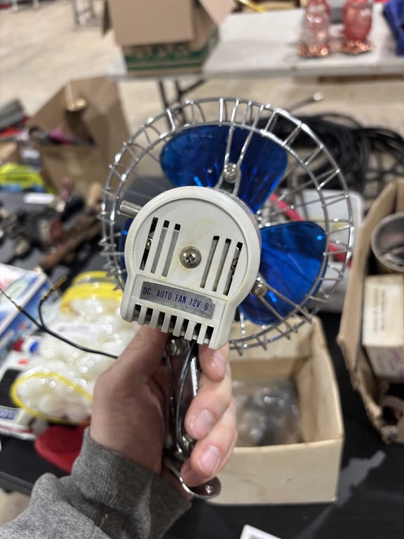 Vintage Desktop Fan - Image 4