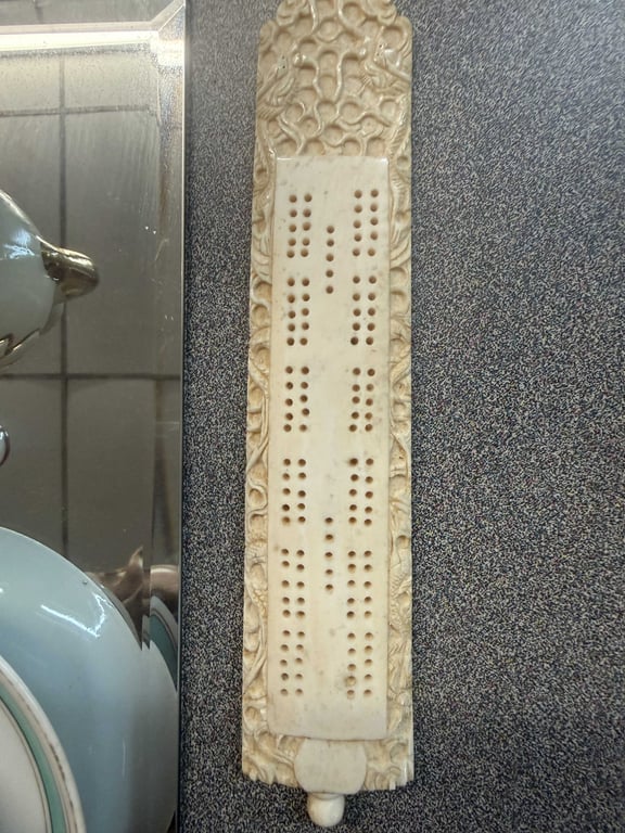 3 PCS IVORY COLLECTIBLES - Image 3