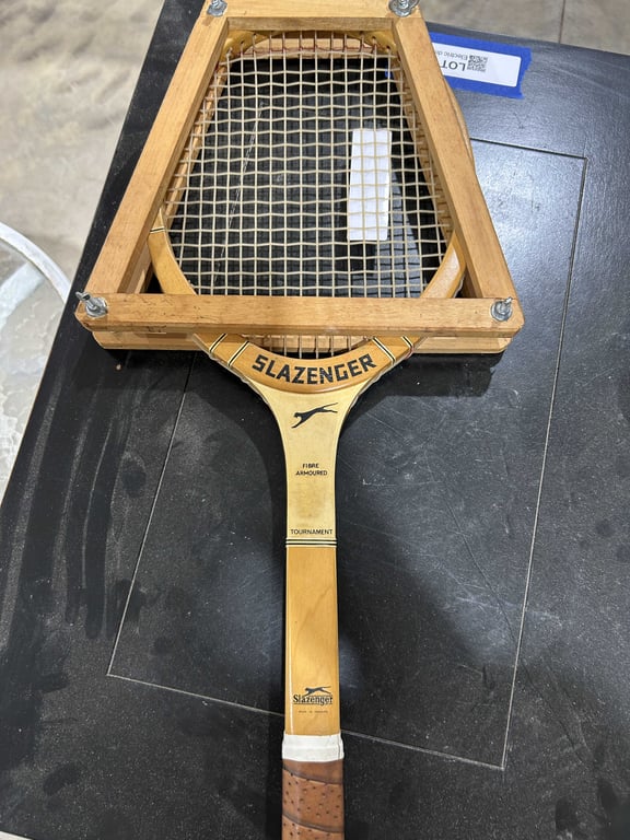 Antique tennis racket - Image 2
