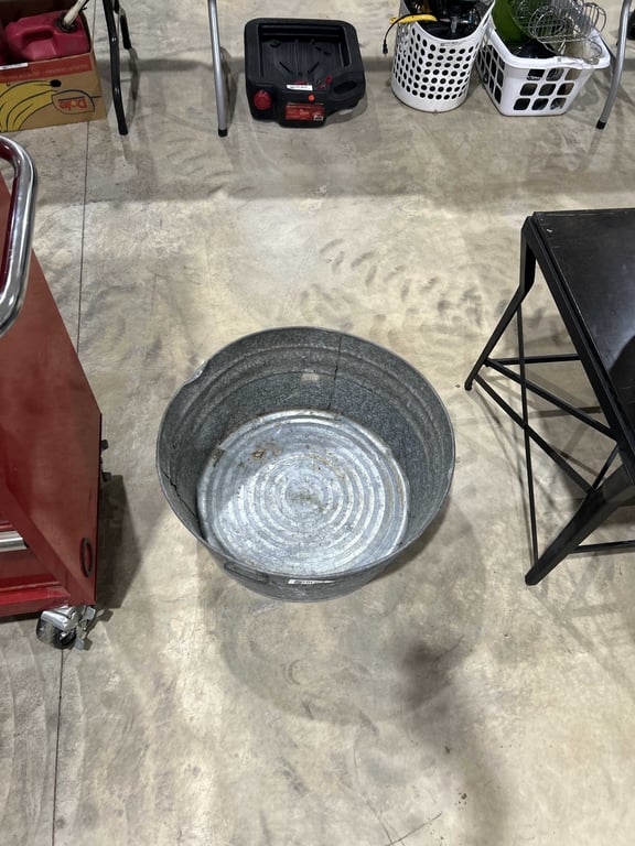 Aluminum wash tub