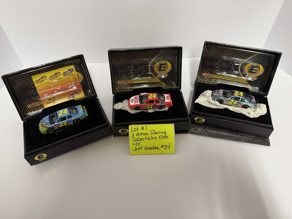 3 ACTION RACING COLLECTIBLES ELITE 1:24 JEFF GORDON