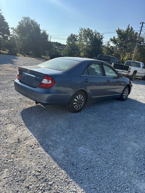 2002 Toyota Camry LE - Image 4