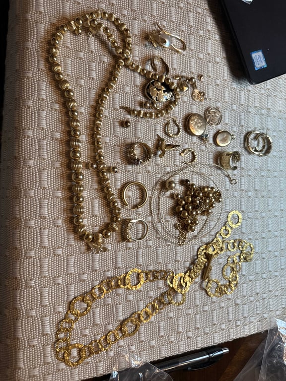 90 grams Misc 14k Gold