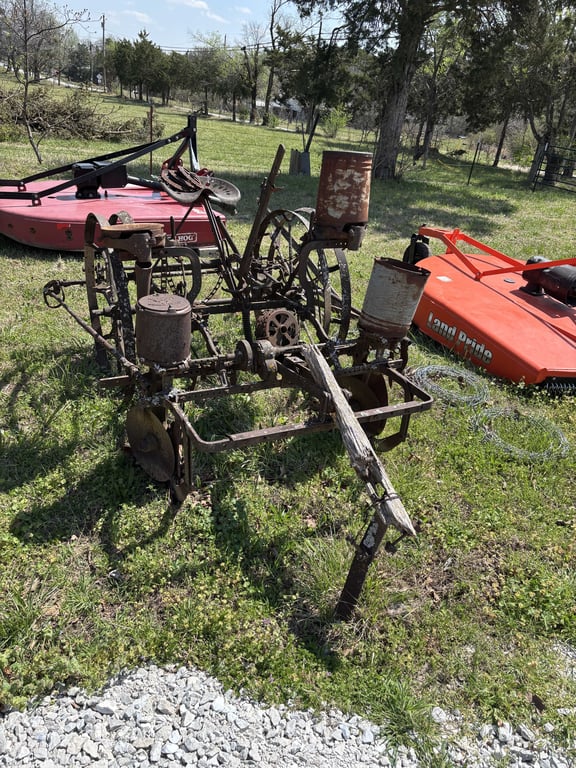 Vintage John Deer Planter