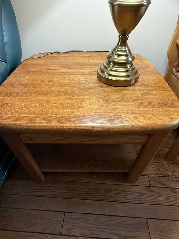 3 PC. OAK COFFEE TABLE W/2 END TABLES - Image 2