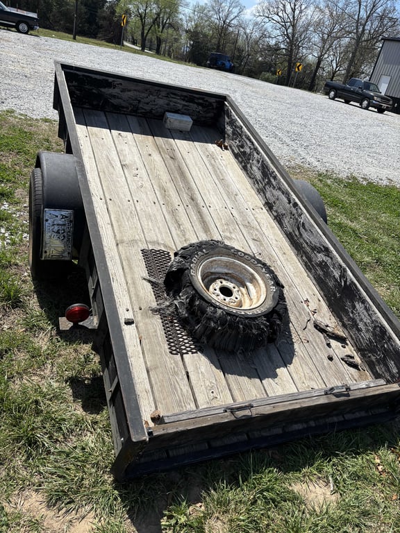 10' Tilt Trailer - Image 3