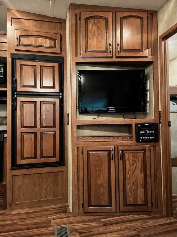 2013 Forest River Palomino - Image 16