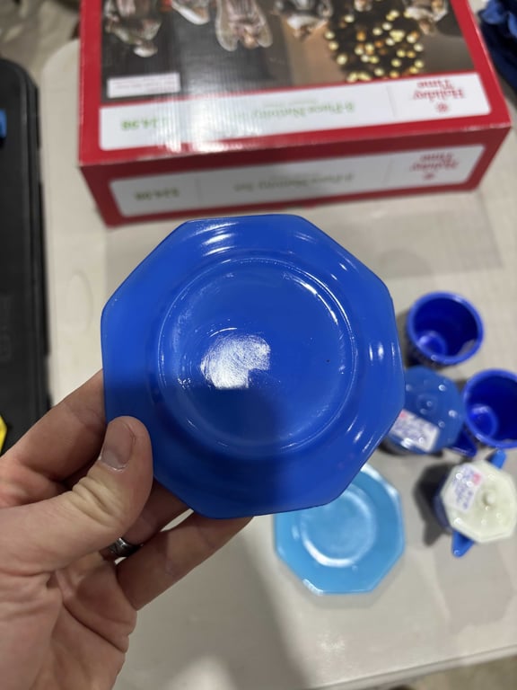 8 Small Blue Dishes - Image 2
