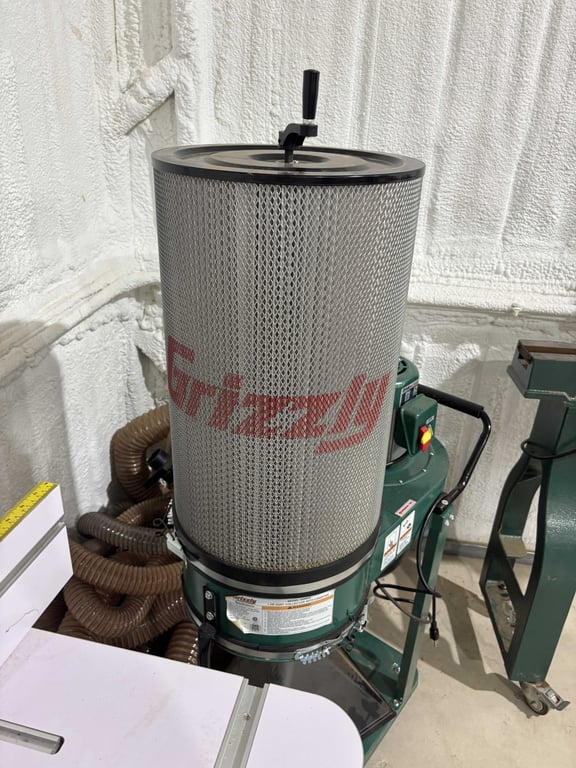 Grizzly Dust Collector & Hoses - Image 2