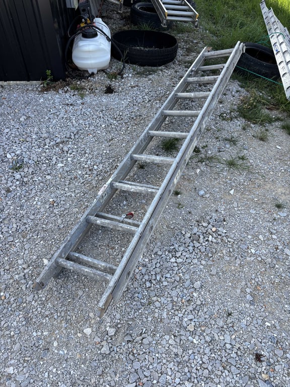 20' Aluminum Extension Ladder