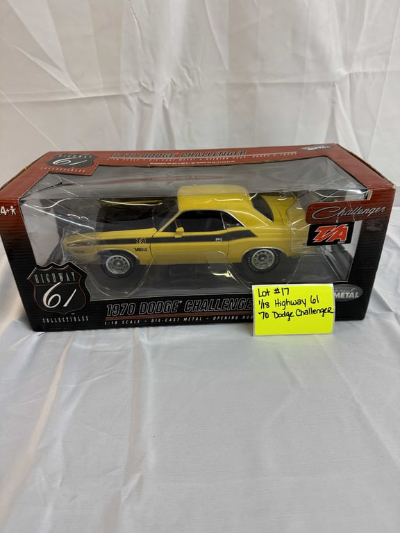 1:18 HIGHWAY 61 70 DODGE CHALLENGER
