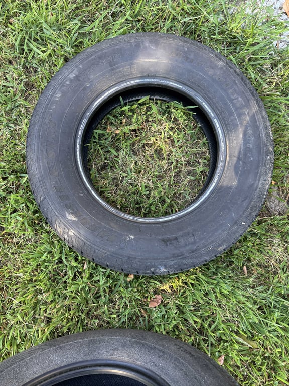 Mismatched 205/75/R15 tires - Image 3
