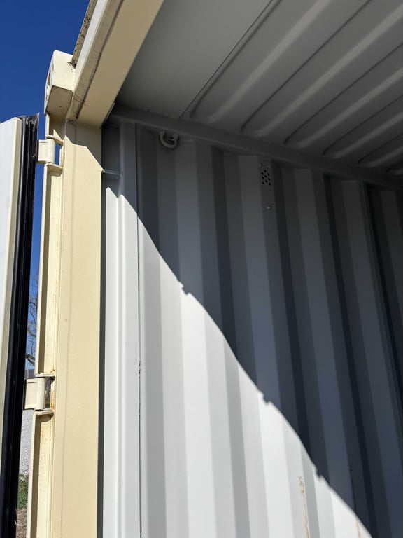 20' Shipping Container - Image 6